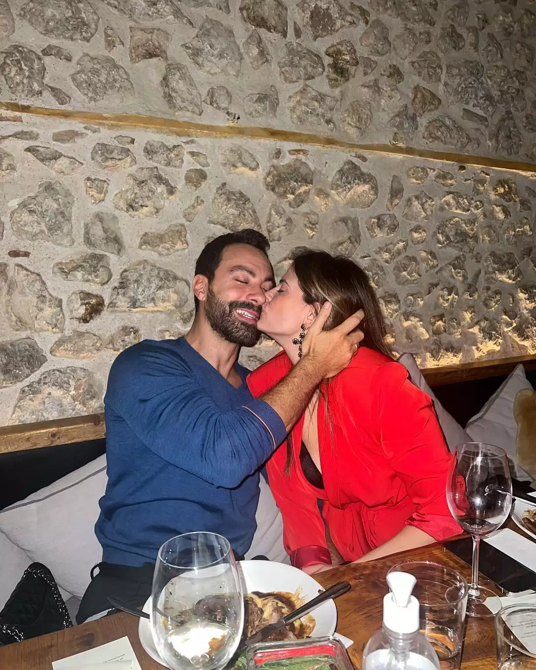 321607131 2214358672079933 5801774913411055993 n