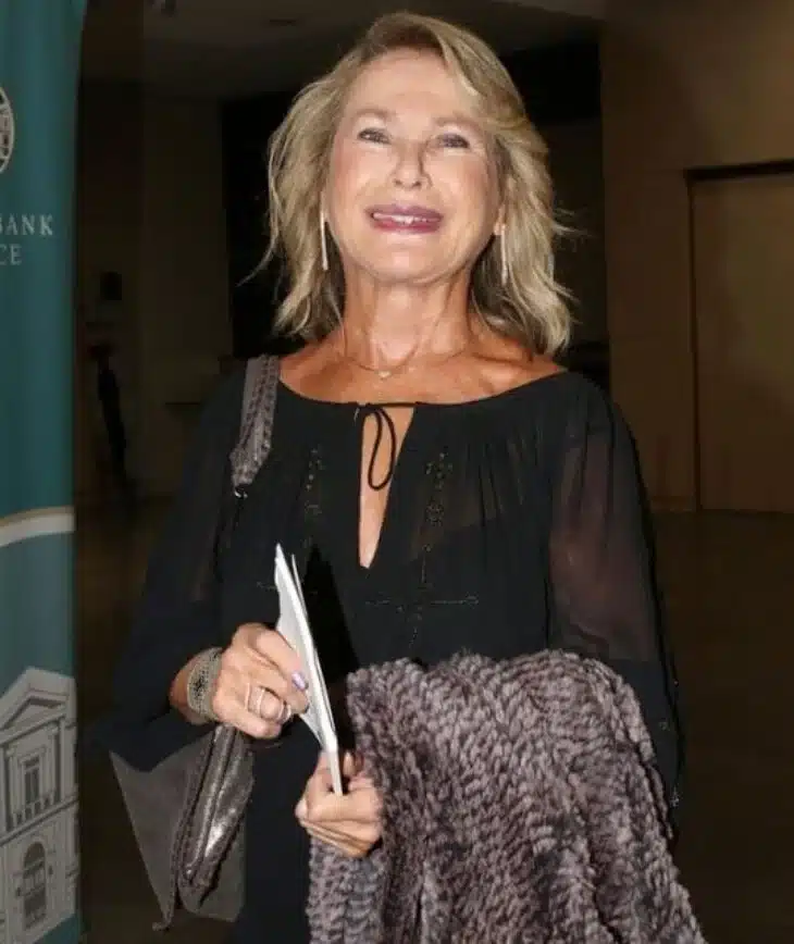 Παραμένει κούκλα στα 77 της: Η σπάνια εμφάνιση της Ελένης Ερήμου, μαγνήτισε τα βλέμματα με την ομορφιά της 1 462