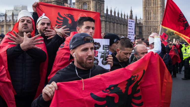 Μεγάλη Βρετανία: «Στοπ» στη χορήγηση ασύλου σε Αλβανούς μετανάστες