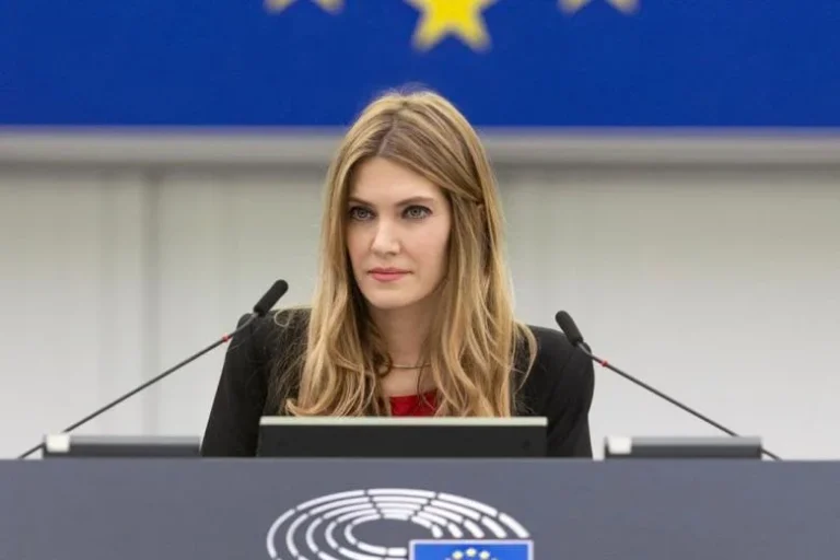 Εκτός ομάδας των Ευρωπαίων Σοσιαλιστών η Εύα Καϊλή