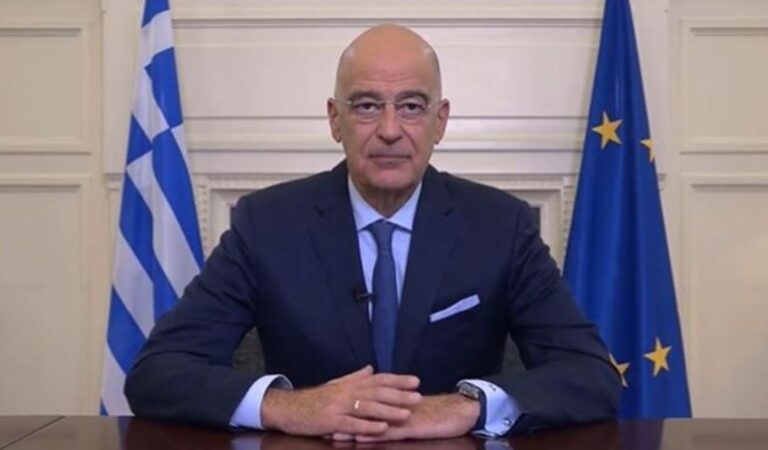 Ο υπουργός Εξωτερικών Νίκος Δένδιας ο δημοφιλέστερος στην κυβέρνηση