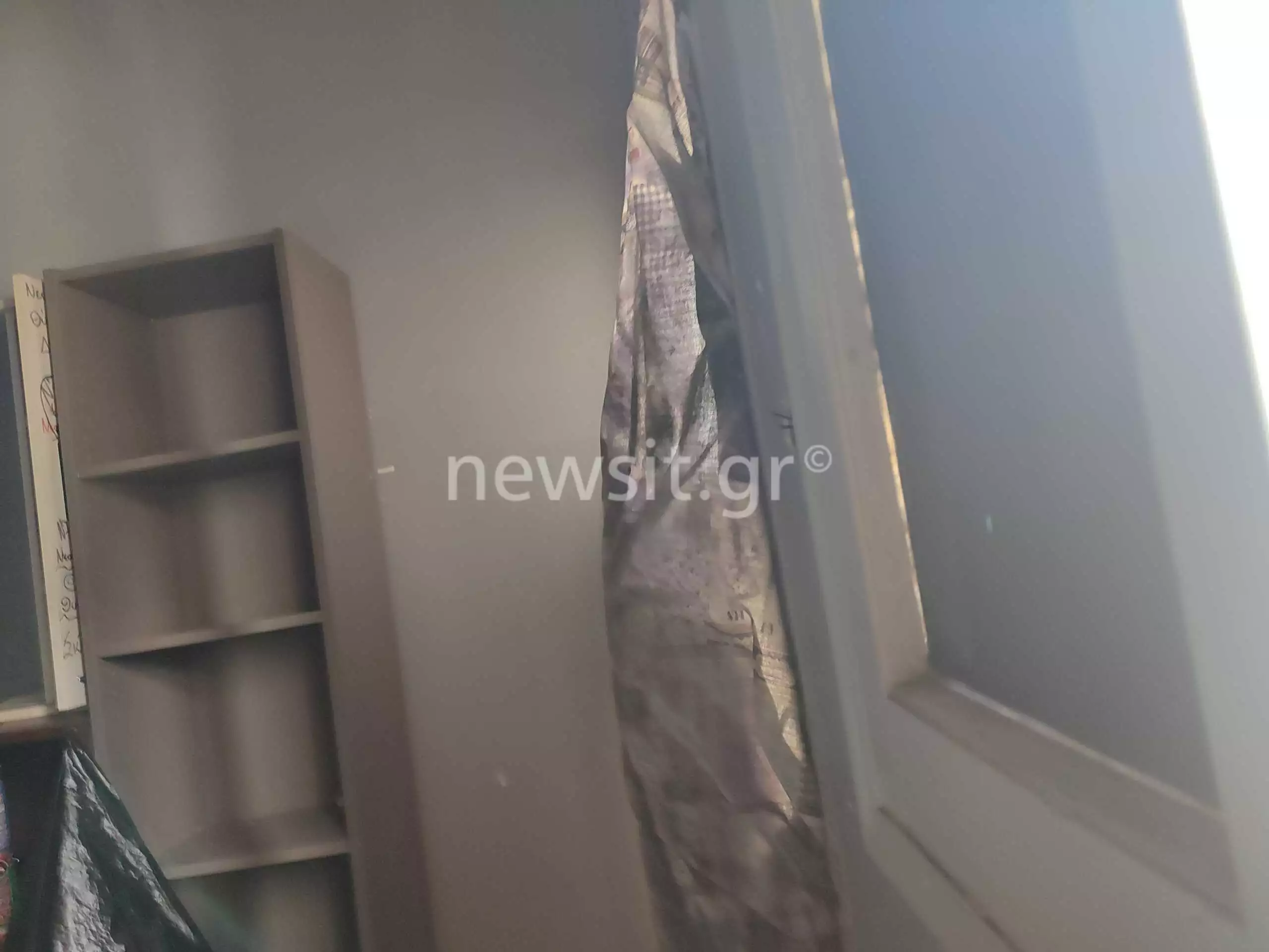 Ομαδικός βιασμός 15χρονου στο Ίλιον: «Ακούγαμε φωνές, νομίζαμε ότι έπαιζαν και ήταν μια παρέα» λένε οι γείτονες 6 omadikosviasmos 15xronos ilion3 scaled 1