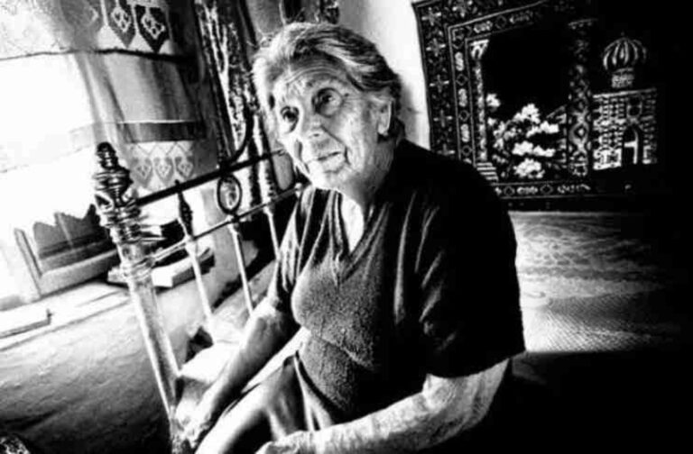 Όταν αγαπάς βάζεις φτερά. Όταν έχεις ευθύνη, βάζεις αλυσίδες