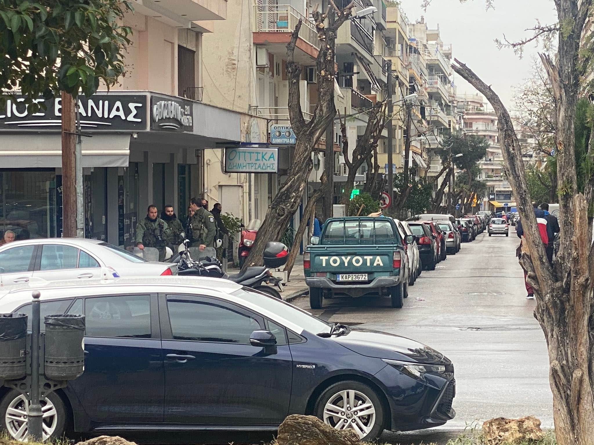pirovolismos roma apo astinomiko