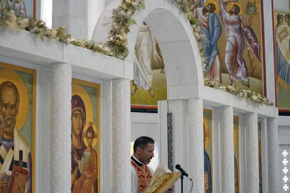 priest st nicholas church new york.jpg