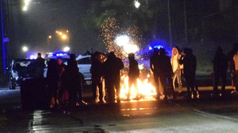 Μέγαρα: Νεκρός Ρομά από καραμπίνα σε συμπλοκή με άλλον Ρομά μέσα στον καταυλισμό