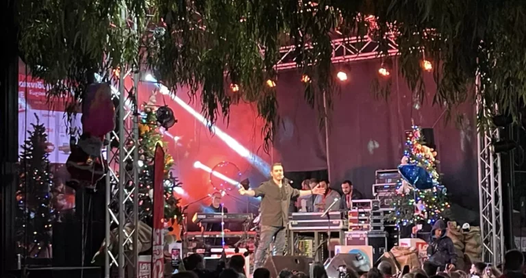 Μια πρόταση γάμου, στη συναυλία του Μιχάλη Χατζηγιάννη στο Ηράκλειο