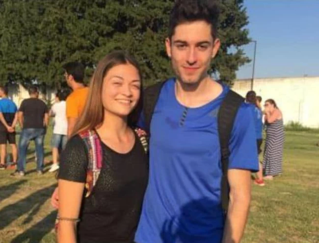 Μίλτος Τεντόγλου: Αυτή είναι η κούκλα σύντροφός του από την Κέρκυρα 2 tento