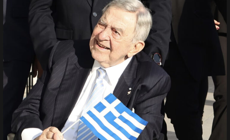 Πέθανε ο τέως βασιλιάς Κωνσταντίνος