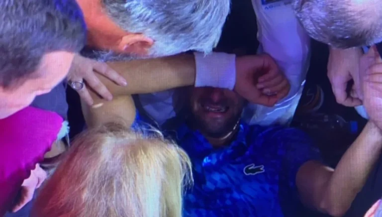 Νόβακ Τζόκοβιτς: Ξέσπασε σε κλάματα ο μεγάλος Νόλε μετά τη νίκη επί του Τσιτσιπά