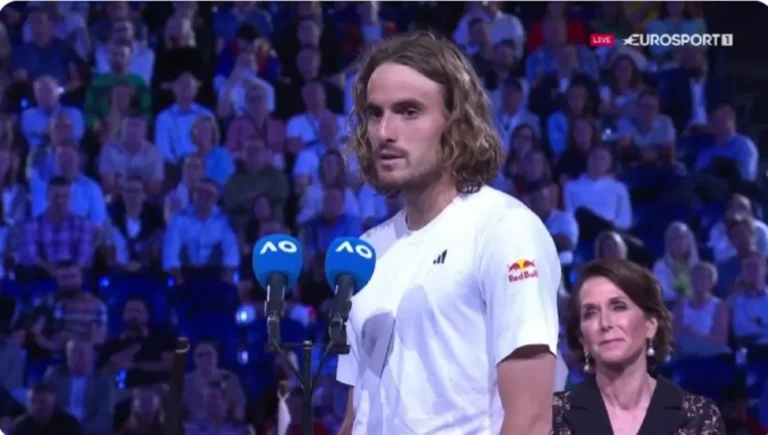 O Τσιτσιπάς αποθέωσε τον Τζόκοβιτς! «Είναι ο σπουδαιότερος που έχει κρατήσει ποτέ ρακέτα»