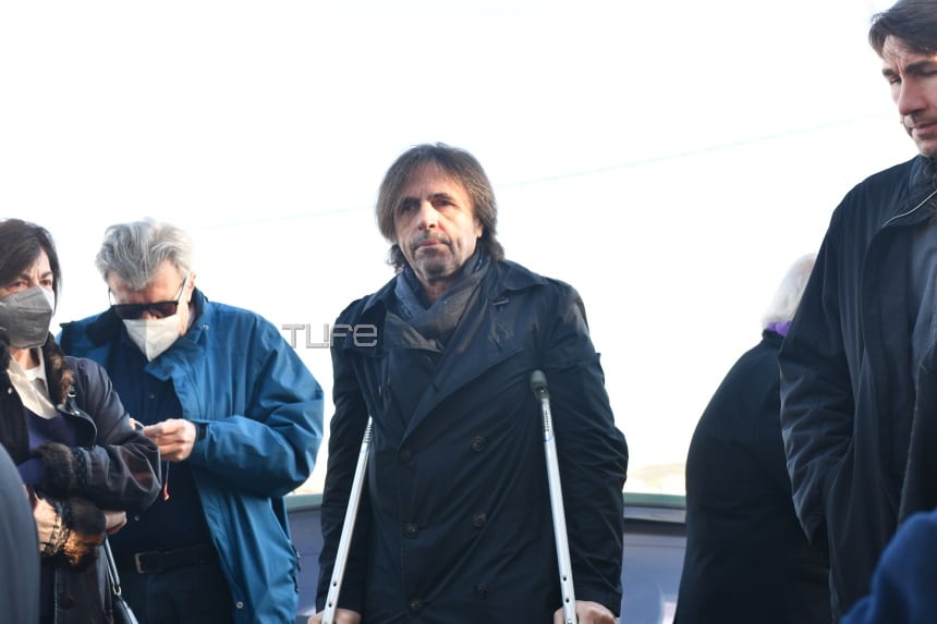 Νότης Μαυρουδής: Τραγική φιγούρα η σύζυγός του στην κηδεία του συνθέτη 12 dsc 5225