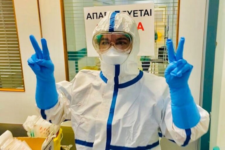 Σοφία Καλανταρίδου: H γιατρός που ξεγεννά εγκύους με κορωνοϊό
