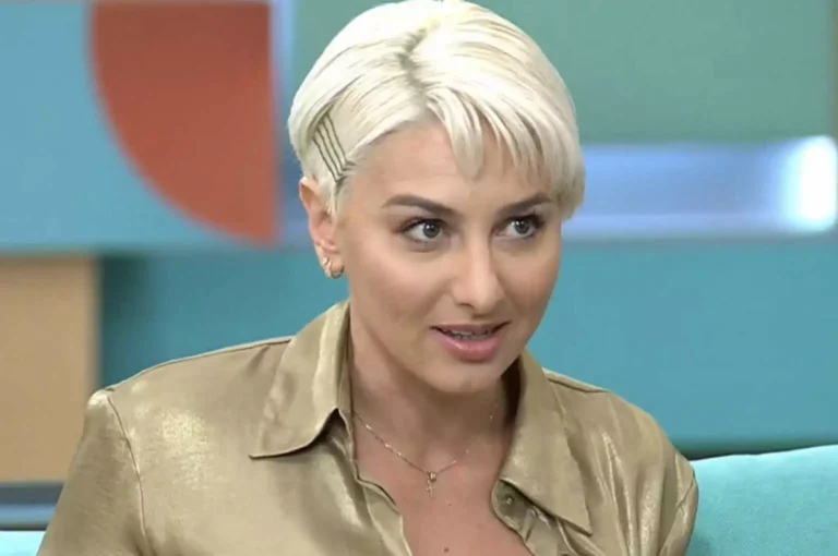 Ρεγγίνα Μακέδου: «Αγκάλιασα Άνθρωπο Μετά Από επτά Μήνες»