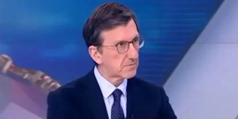 Σάλος με τον Πορτοσάλτε που καλεί τον κόσμο να ψηφίσει Μητσοτάκη