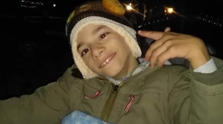 Συγκλονίζει ο πατέρας του 10χρονου στον Βόλο: Μου είπαν δεν υπάρχει ΜΕΘ – Ξαφνικά, σταμάτησε η καρδιά του