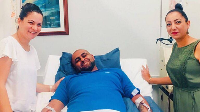 Τουρκοκύπριος δότης μυελού των οστών «σώζει» Ελληνόπουλο με λευχαιμία