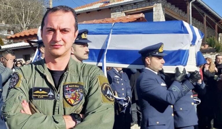 Σείστηκε το Νευροκόπι από τις κραυγές της μάνας του αδικοχαμένου Ικάρου – Γαμπρός κηδεύτηκε ο Σμηναγός Τσιτλακίδης