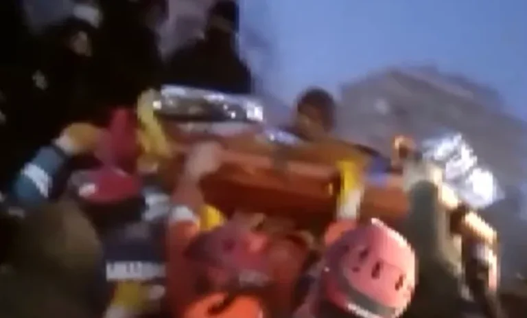 Απίστευτο! 10χρονη στην Τουρκία βγήκε ζωντανή μετά από 185 ώρες  