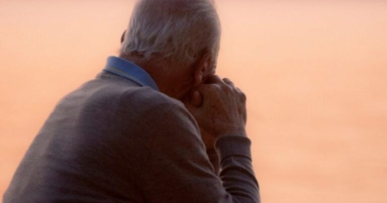 Στιγμές τρόμου για 83χρονο στην Κορινθία: Ληστές τον ξυλοκόπησαν και άρπαξαν χρήματα από το σπίτι του