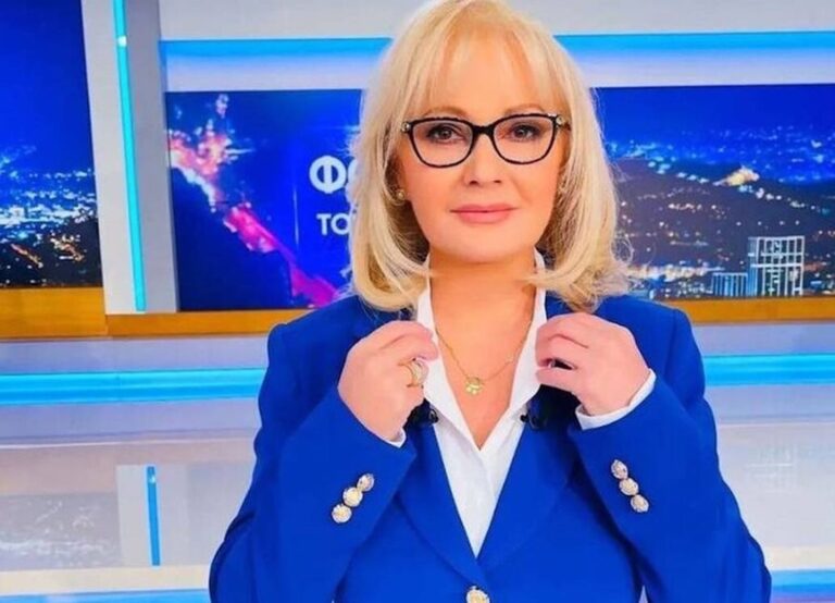 Τα γενέθλια της Αγγελικής Νικολούλη – Το πάρτι και η πόζα με την τούρτα!