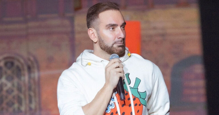 Ανάστατοι οι εργαζόμενοι στις παραγωγές του Κοκλώνη – Απών από την κοπή πίτας του Alpha, τι λέει το κανάλι