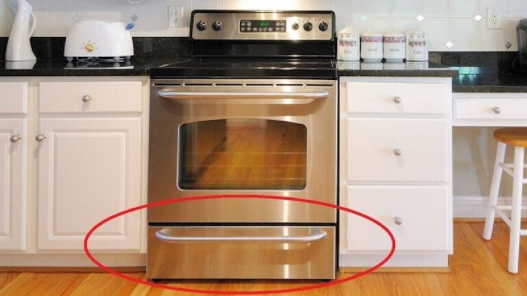 Δεν είναι (για) αυτό που νομίζεις – Σε τι πραγματικά χρησιμεύει το συρτάρι κάτω από τον φούρνο