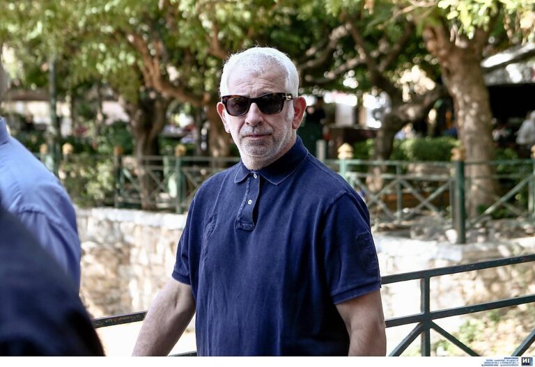 Πού βρίσκεται το δυάρι που μένουν πλέον ο Πέτρος Φιλιππίδης και η σύζυγός του;