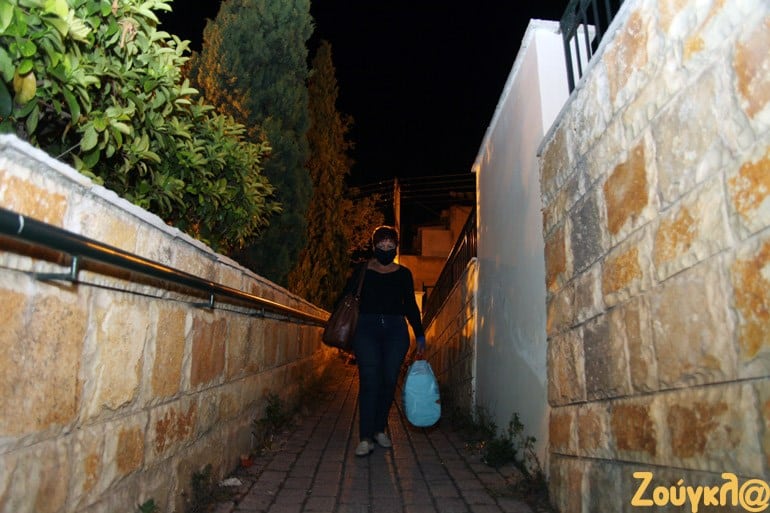 Kαλλιθέα: Την πέταξαν στο δρόμο όταν πέθανε ο άντρας της και κοιμάται στα παγκάκια 3 image 15