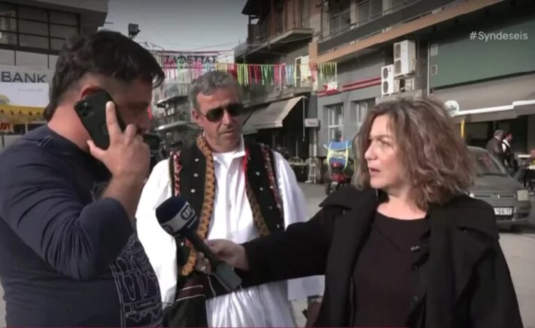 «Καλή Σαρακοστή κι από κ*λο κι από μο*νί»: «Πάγωσαν» οι παρουσιαστές με τις πιπεράτες ευχές