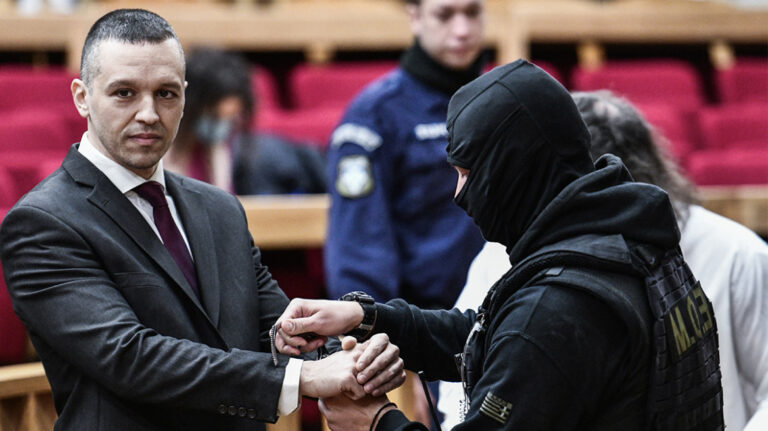 Βουλή: Μπλόκο στο κόμμα του Ηλία Κασιδιάρη – ΝΔ και ΠΑΣΟΚ ψήφισαν την τροπολογία