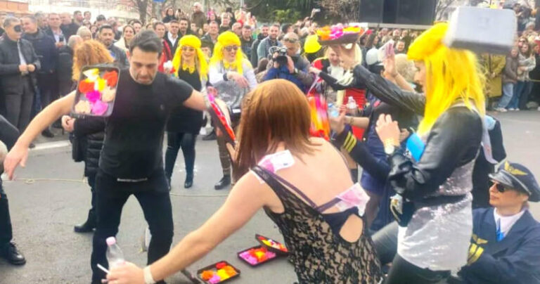 Κοζάνη: Τρελό γέλιο στο καρναβάλι με το δρώμενο… Μπισμπίκης – Βανδή!