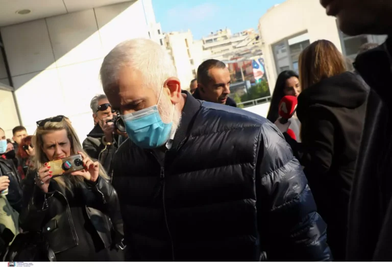 Ελεύθερος ο Πέτρος Φιλιππίδης-Οκτώ χρόνια κάθειρξη, αλλά με αναστολή