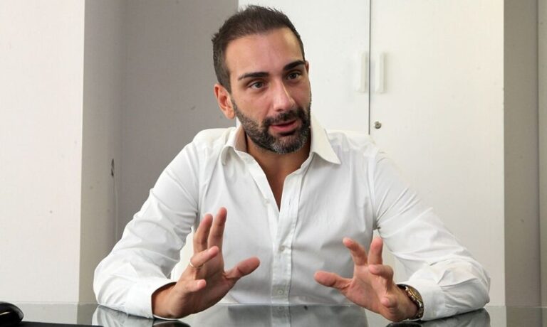 Νίκος Κοκλώνης: «Δεν θα σας κάνω τη χάρη να μείνουν 600 άτομα χωρίς δουλειά»