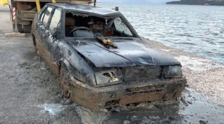 «Πάγωσαν» όλοι μόλις κατάλαβαν ποιος είναι: Σε αυτόν ανήκουν τα οστά που βρέθηκαν σε αμάξι μέσα στη θάλασσα
