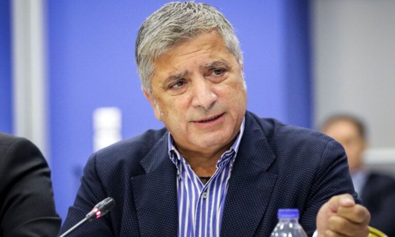 Πατούλης: «Την Κυριακή η απόφαση για το αν θα ανοίξουν τα σχολεία τη Δευτέρα»