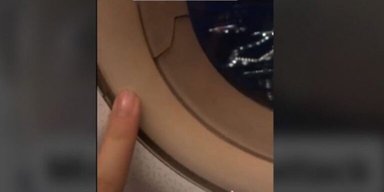 Ρωγμή σε παράθυρο αεροπλάνου: Τι έκανε ο επιβάτης όταν την είδε