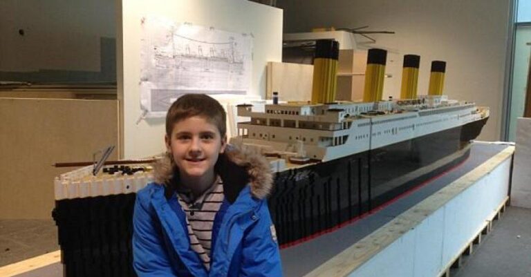 15χρονο αγόρι με αυτισμό έφτιαξε τον Τιτανικό με τουβλάκια Lego