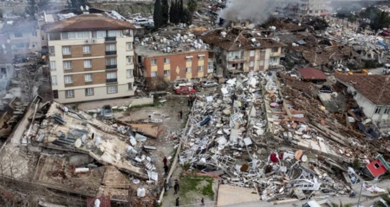 Σεισμός στην Τουρκία: «Η Ελλάδα έστειλε ομάδες διάσωσης, αυτό θα πει οικογένεια»