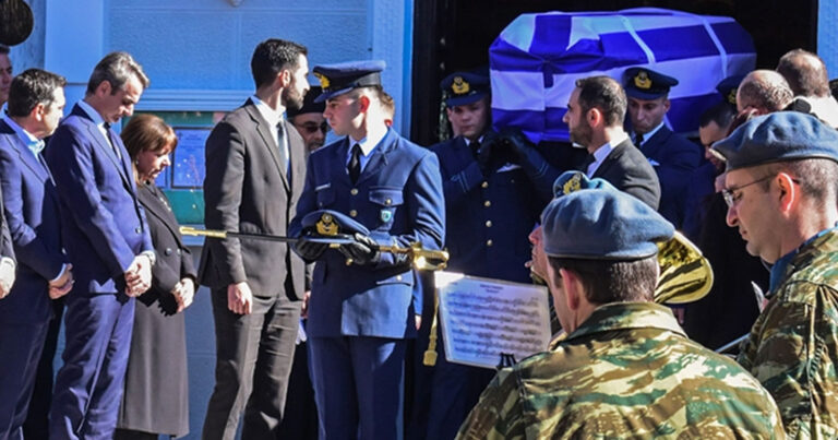 «Πέθανε νωρίς, αλλά γεμάτος Ελλάδα»: Πανελλήνιος θρήνος για τον Μάριο-Μιχαήλ Τουρούτσικα