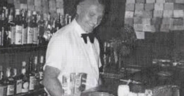 Πέθανε ο Φώτης Κρικζώνης, ο ιδιοκτήτης του «17» από τους παλαιότερους Έλληνες μπάρμαν