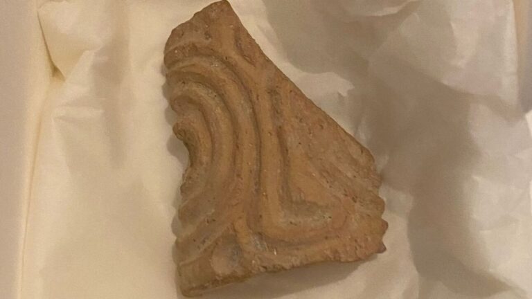 Η Σουηδία επέστρεψε στην Ελλάδα τον σφραγιδοκύλινδρο της Ασίνης μετά από 100 χρόνια