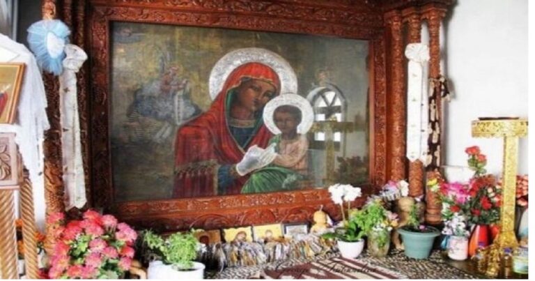 Η Παναγιά της Ρόδου που χαρίζει τη μητρότητα