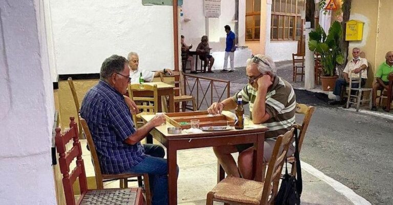 Ο παππούς μου χώρισε από τη γιαγιά μου, στα 75 του επειδή δεν ήθελε να πηγαίνει εκδρομές σε μοναστήρια μαζί της