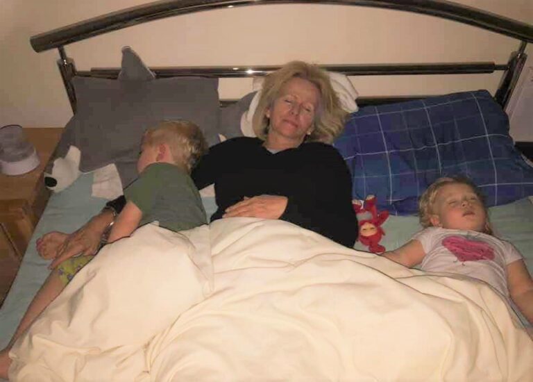 «Το ΕΥΧΑΡΙΣΤΩ της μητέρας μου όταν ήρθε να κρατήσει τα παιδιά μου για να βγούμε με τον άντρα μου»