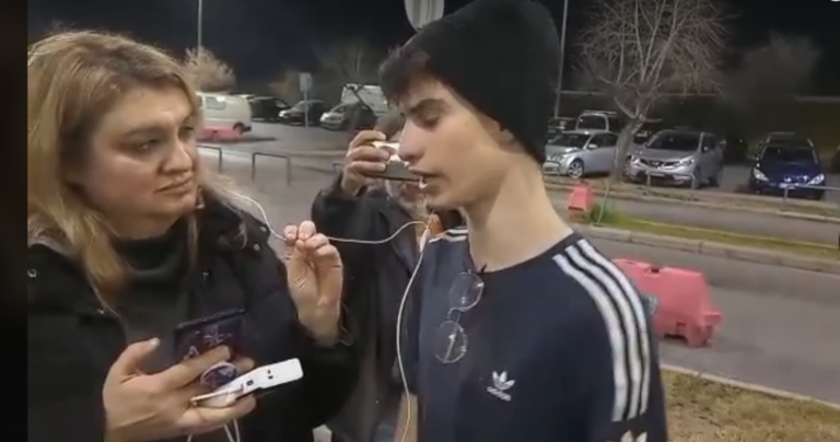 «Δεν μπορώ να μιλήσω, το ένα βαγόνι καίγονταν»: Συγκλονίζει ματυρία νέου για το ατύχημα στα Τέμπη