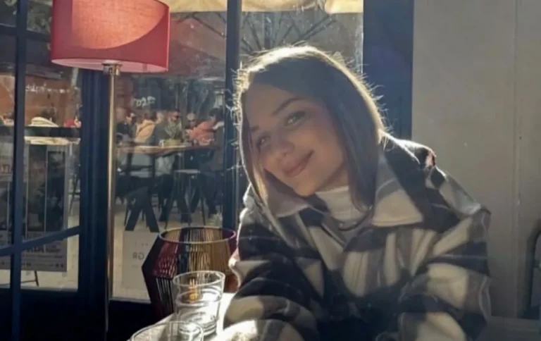 Τέμπη: Οι γονείς τής είπαν να κάνει μια στάση να τη δουν αλλά εκείνη συνέχισε – Η ειρωνεία της τύχης με την 21χρονη Κλαούντια