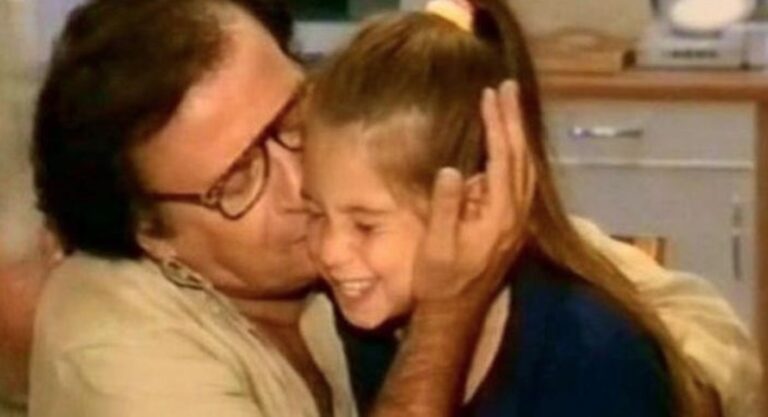 Πώς είναι σήμερα η «κόρη» του Κώστα Καρρά