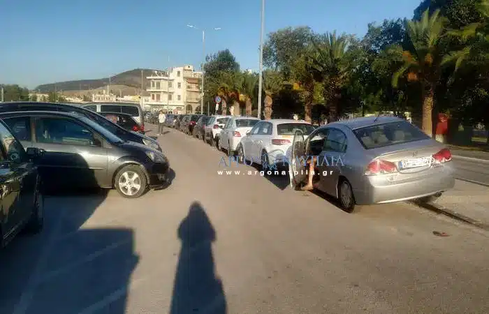 «Έδωσα 1000 ευρώ για να έρθω στη πόλη σας και θα με γράψετε εάν παρκάρω εδώ! Άντε από εδώ βλάχοι!!» 2 5355cbfc 03b2 4e1c a57b f7394e04b27e