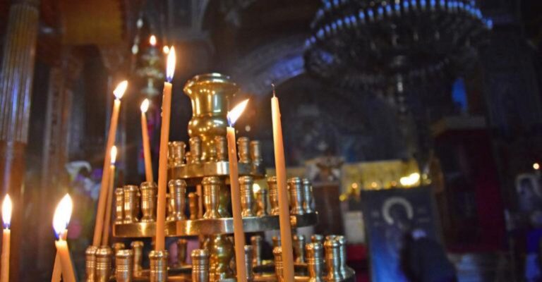 Πάτρα: Επί πληρωμή η τουαλέτα σε εκκλησία – Έβαλαν περιστρεφόμενη μπάρα